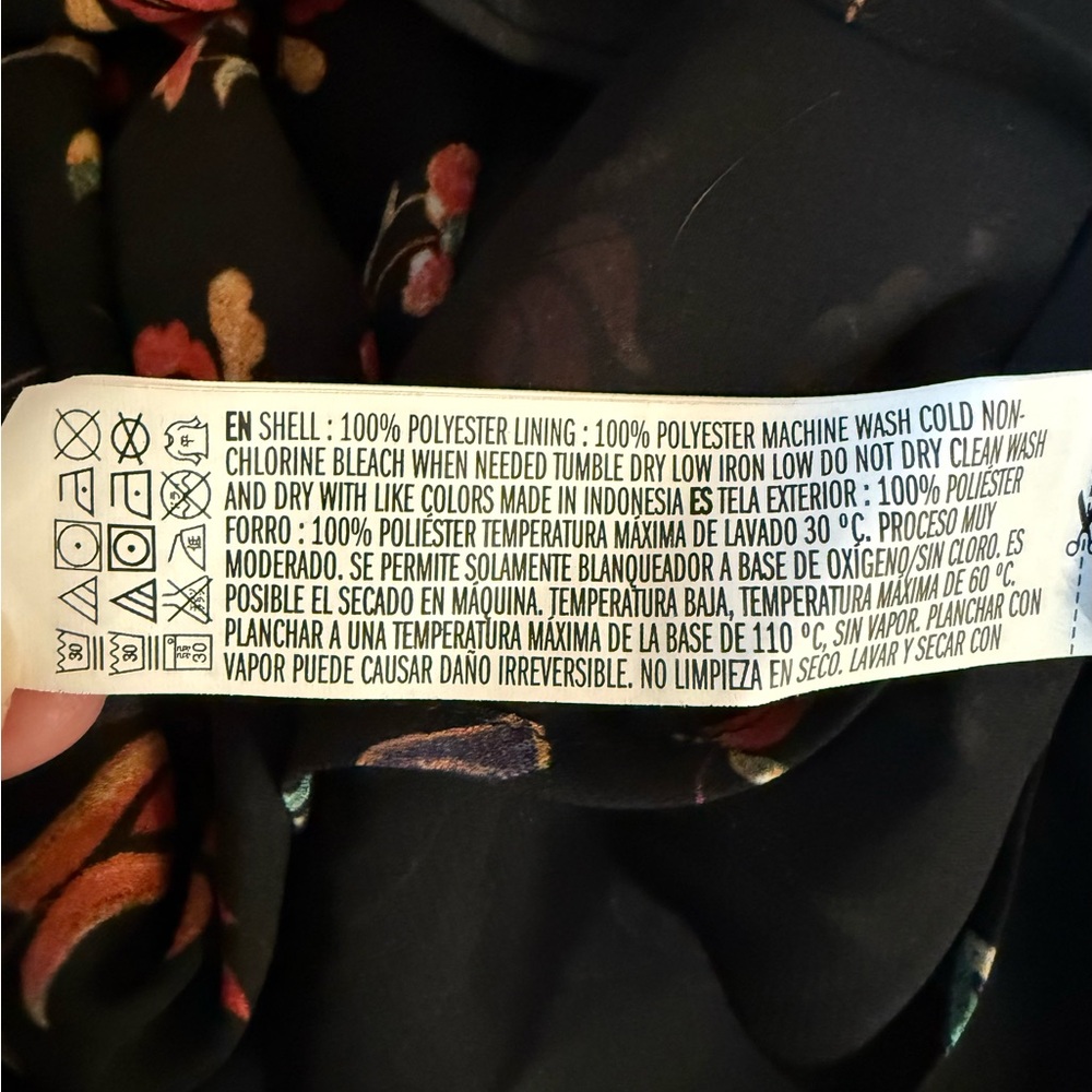 Forever 21 Black Floral Maxi Dress - Picture 6 of 7
